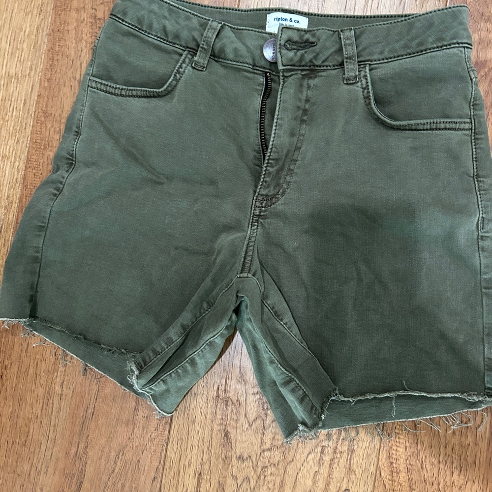 Ripton jorts size 25